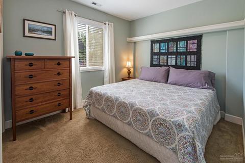 20286 Schaeffer Dr, Bend, OR 97701 photo 14