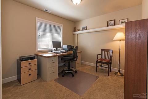 20286 Schaeffer Dr, Bend, OR 97701 photo 17