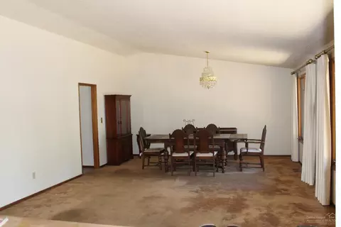 60095 Ridgeview Dr, Bend, OR 97702 photo 9
