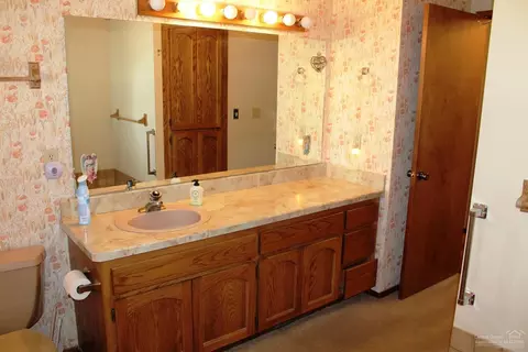 60095 Ridgeview Dr, Bend, OR 97702 photo 19