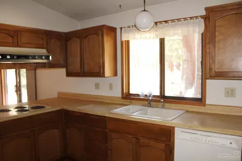 60095 Ridgeview Dr, Bend, OR 97702 photo 11