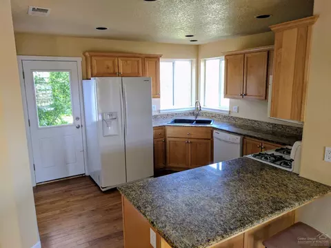 20668 Cherry Tree Ln, Bend, OR 97702 photo 8