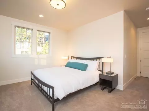 19230 Solomon Dr, Bend, OR 97702 photo 16