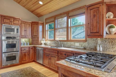 61632 Tam Mcarthur Loop, Bend, OR 97702 photo 10