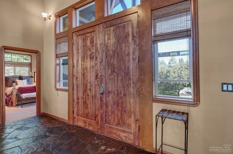 61632 Tam Mcarthur Loop, Bend, OR 97702 photo 4