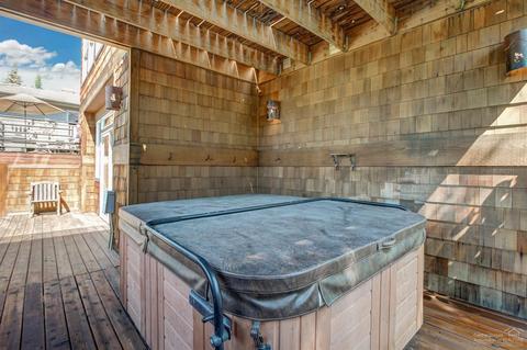 61632 Tam Mcarthur Loop, Bend, OR 97702 photo 23