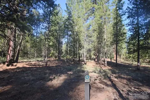 56257 Sable Rock Loop Loop, Bend, OR 97707 photo 4