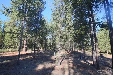 56257 Sable Rock Loop Loop, Bend, OR 97707 photo 3