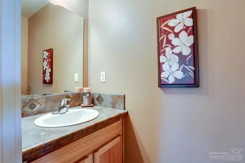 63406 Barton View Pl, Bend, OR 97701 photo 16