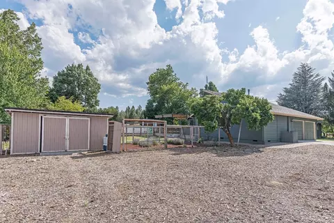 62570 Eagle Rd, Bend, OR 97701 photo 17