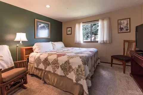 62570 Eagle Rd, Bend, OR 97701 photo 13