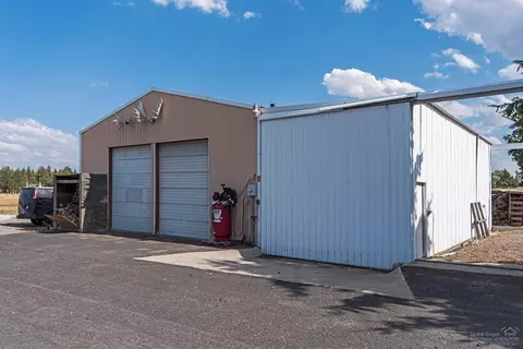 62570 Eagle Rd, Bend, OR 97701 photo 20
