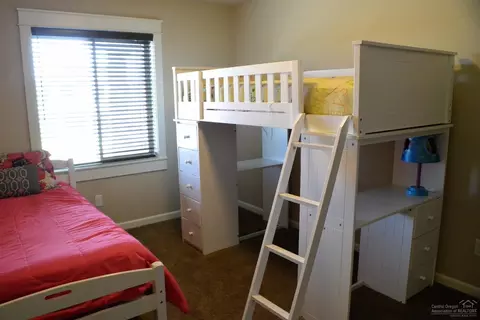 61117 Manhae Loop, Bend, OR 97702 photo 15
