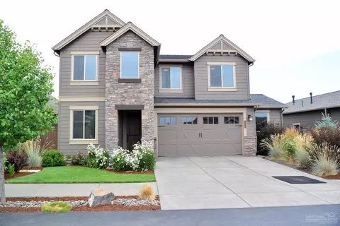 61117 Manhae Loop, Bend, OR 97702 photo 1