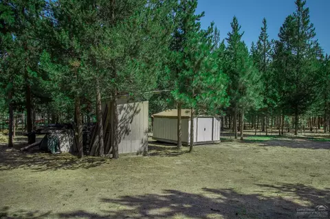 16060 Dick, La Pine, OR 97739 photo 5