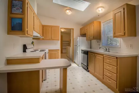 16060 Dick, La Pine, OR 97739 photo 11