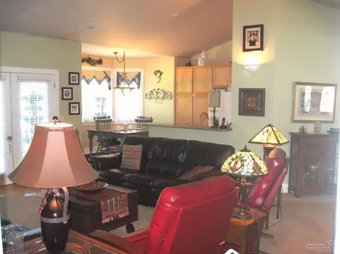 63232 Eastview Dr, Bend, OR 97701 photo 11