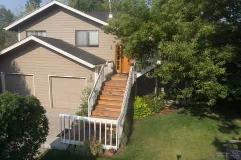 2129 NW 2nd St, Bend, OR 97701 photo 1
