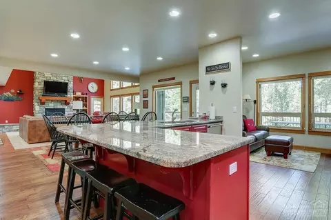 17062 Cooper Dr, Bend, OR 97707 photo 7