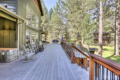 17062 Cooper Dr, Bend, OR 97707 photo 9