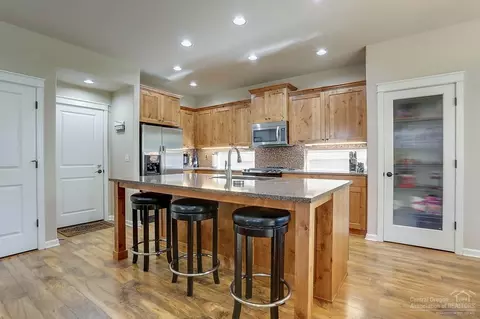 1701 NW Precision Ln, Bend, OR 97703 photo 4