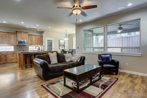 1701 NW Precision Ln, Bend, OR 97703 photo 3