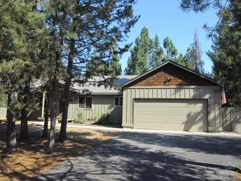 17536 Rosland Rd, La Pine, OR 97739 photo 2