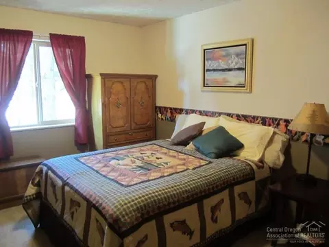 17536 Rosland Rd, La Pine, OR 97739 photo 17