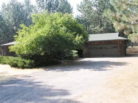 14583 Bluegrass Loop, Sisters, OR 97759 photo 18