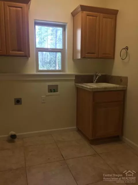 17040 Kasserman Dr, Bend, OR 97707 photo 12