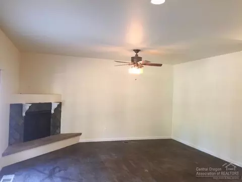 17040 Kasserman Dr, Bend, OR 97707 photo 5