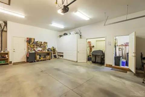 20405 Keystone Ct, Bend, OR 97702 photo 17