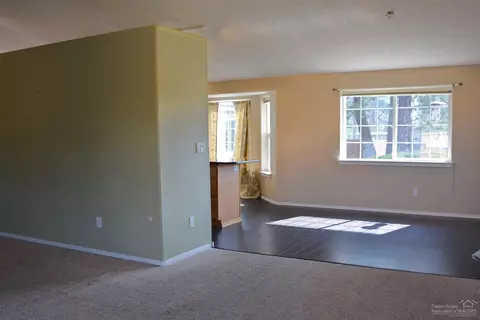 1024 E Ranch Ave, Sisters, OR 97759 photo 4