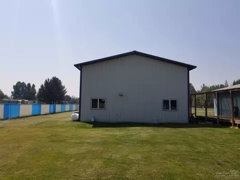 64960 Hunnell Rd, Bend, OR 97701 photo 10
