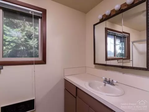 54970 Mallard Dr, Bend, OR 97707 photo 12