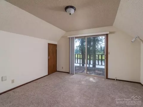 54970 Mallard Dr, Bend, OR 97707 photo 9