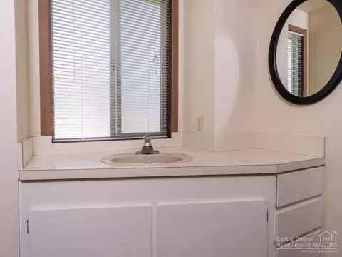 54970 Mallard Dr, Bend, OR 97707 photo 13