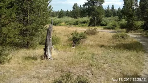15203 Deer Ave, La Pine, OR 97739 photo 1