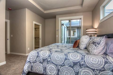 60463 SE Hedgewood Ln, Bend, OR 97702 photo 15