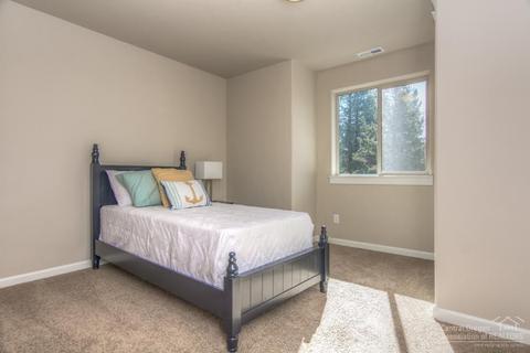 60459 Hedgewood Ln, Bend, OR 97702 photo 12