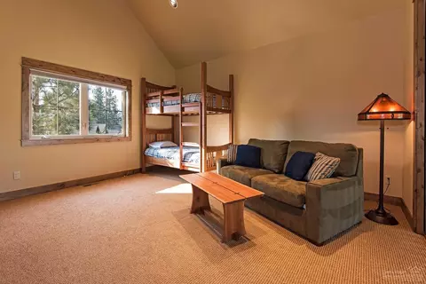 61335 Big Eddy Cir, Bend, OR 97702 photo 12