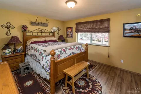 15836 Davis Ave, La Pine, OR 97739 photo 13