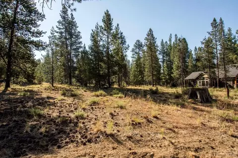 56372 Trailmere Cir, Bend, OR 97707 photo 4