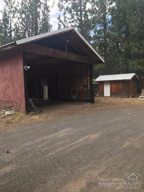 50429 Deer St, La Pine, OR 97739 photo 3