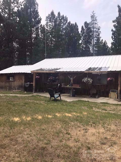 50429 Deer St, La Pine, OR 97739 photo 1