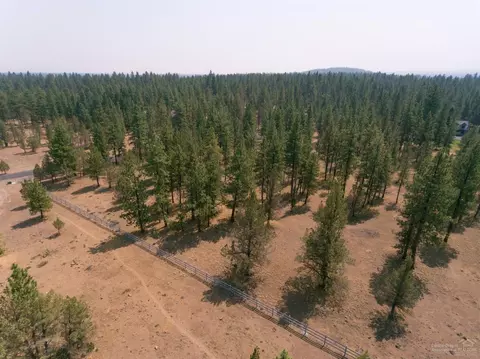 16196 S Foothill Loop, Sisters, OR 97759 photo 7