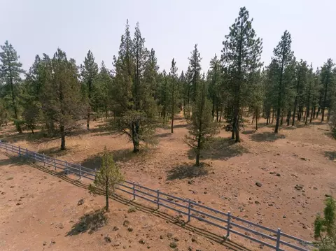 16196 S Foothill Loop, Sisters, OR 97759 photo 8