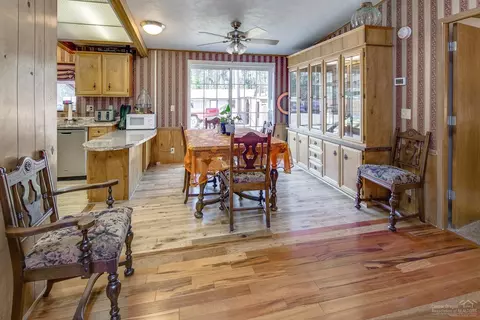55386 Big River Dr, Bend, OR 97707 photo 13