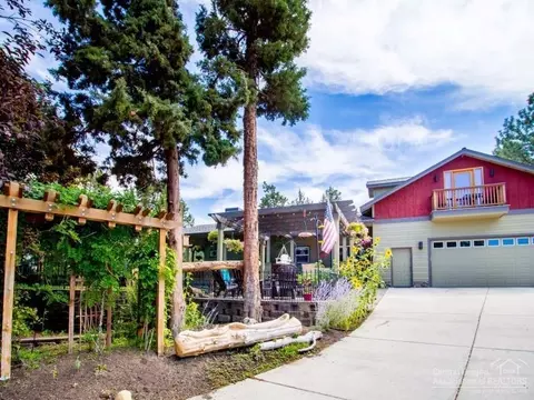 1891 NE Cliff Dr, Bend, OR 97701 photo 22
