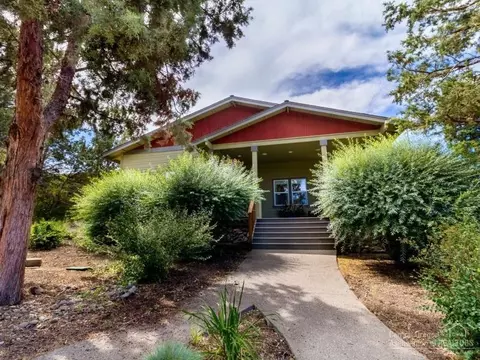 1891 NE Cliff Dr, Bend, OR 97701 photo 23